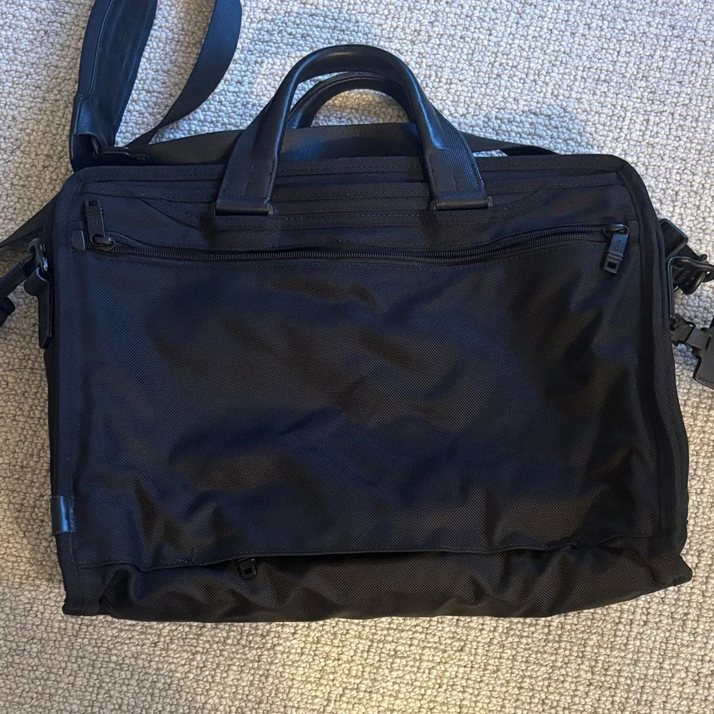 Tumi Alpha 2 briefcase